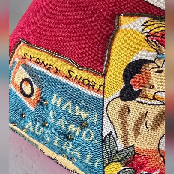 Sydney Short Postcard Colorful Hawaiian Handbag with Wooden Handles - Picture 9 of 15